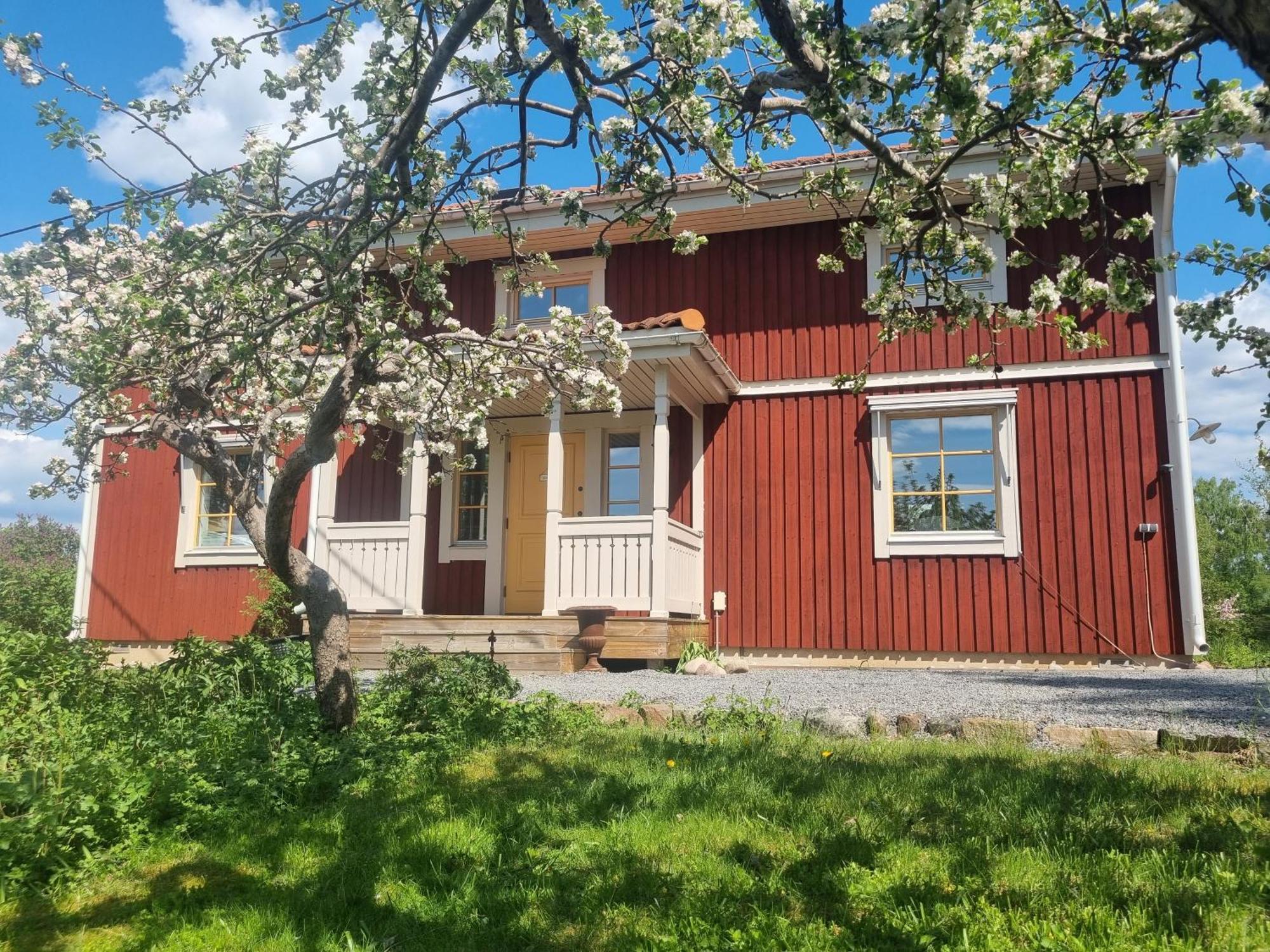 Saellinge House - Cozy Villa With Fireplace And Garden Close To Уппсала Экстерьер фото